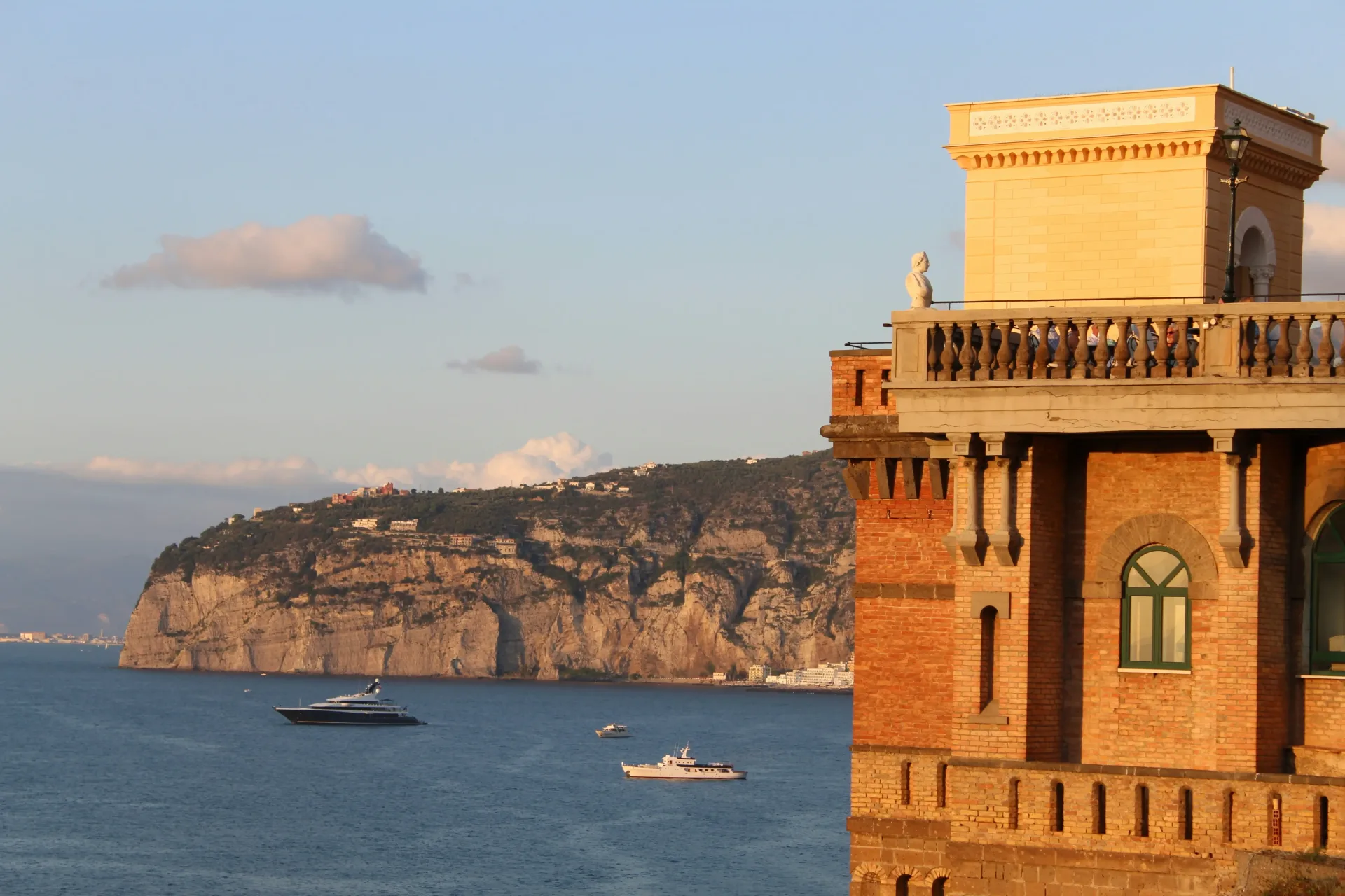 Amalfi Coast Escape: Sorrento, Positano & Capri