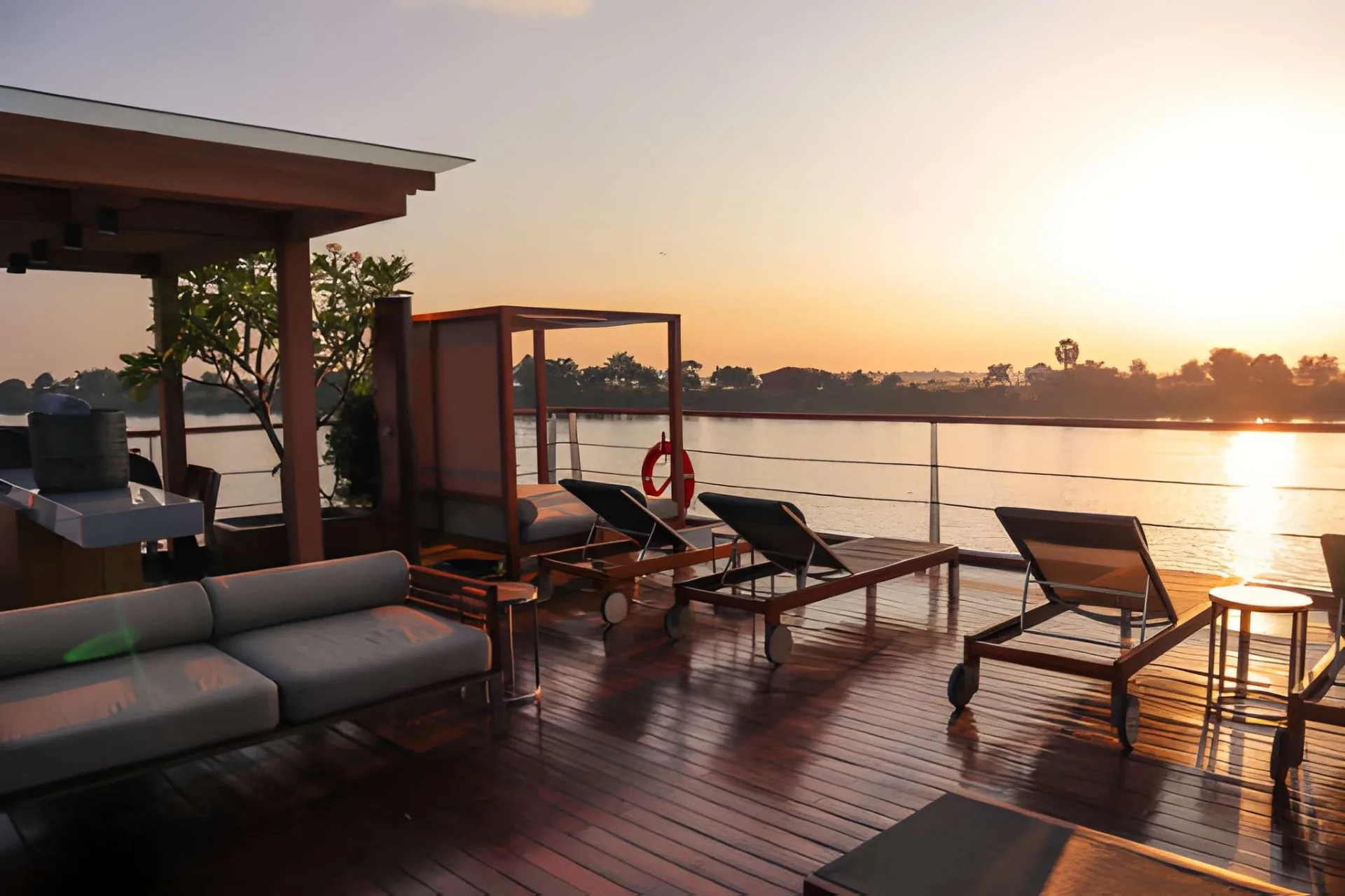 Mekong River Cruise & Luang Prabang
