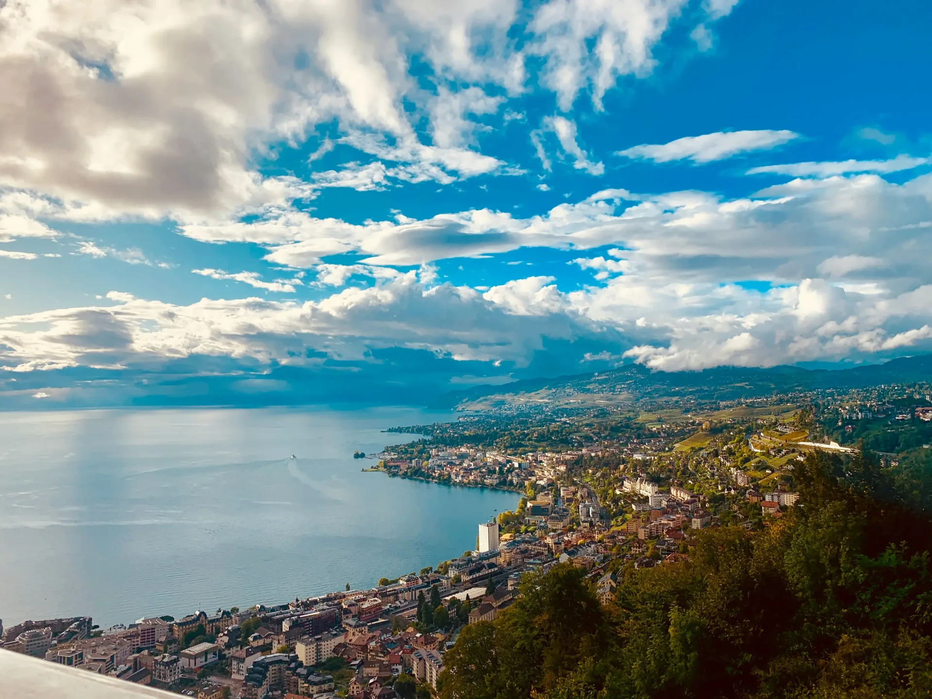 Switzerland in Depth: Alps, Lakes & Scenic Trains