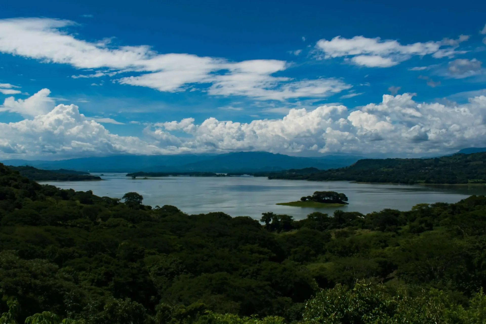 Luxury El Salvador: Boutique Highlands & Coast