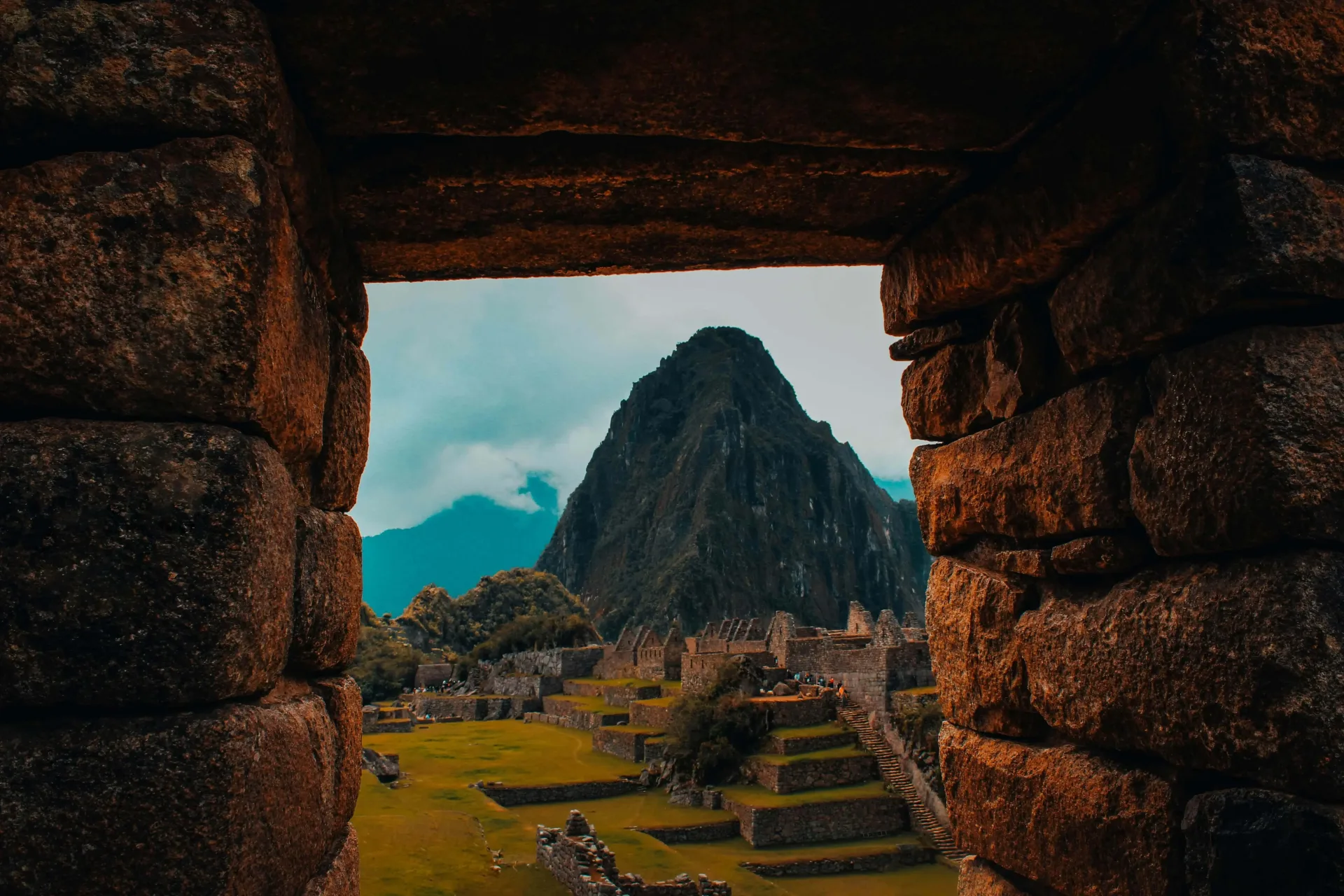 Luxury Peru: Lima, Sacred Valley & Machu Picchu