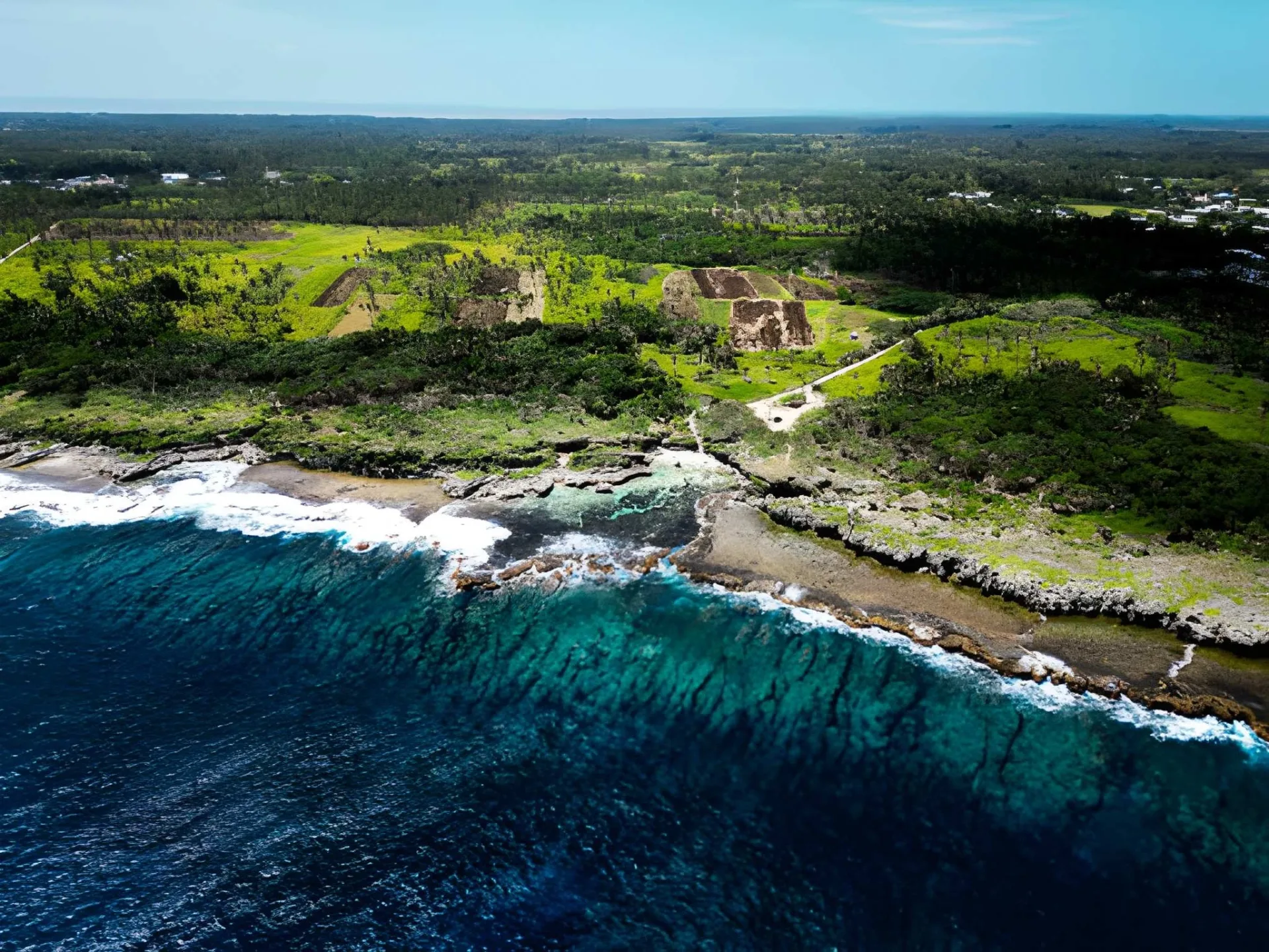 Tongatapu Discovery: Ancient Monuments & Royal Heritage