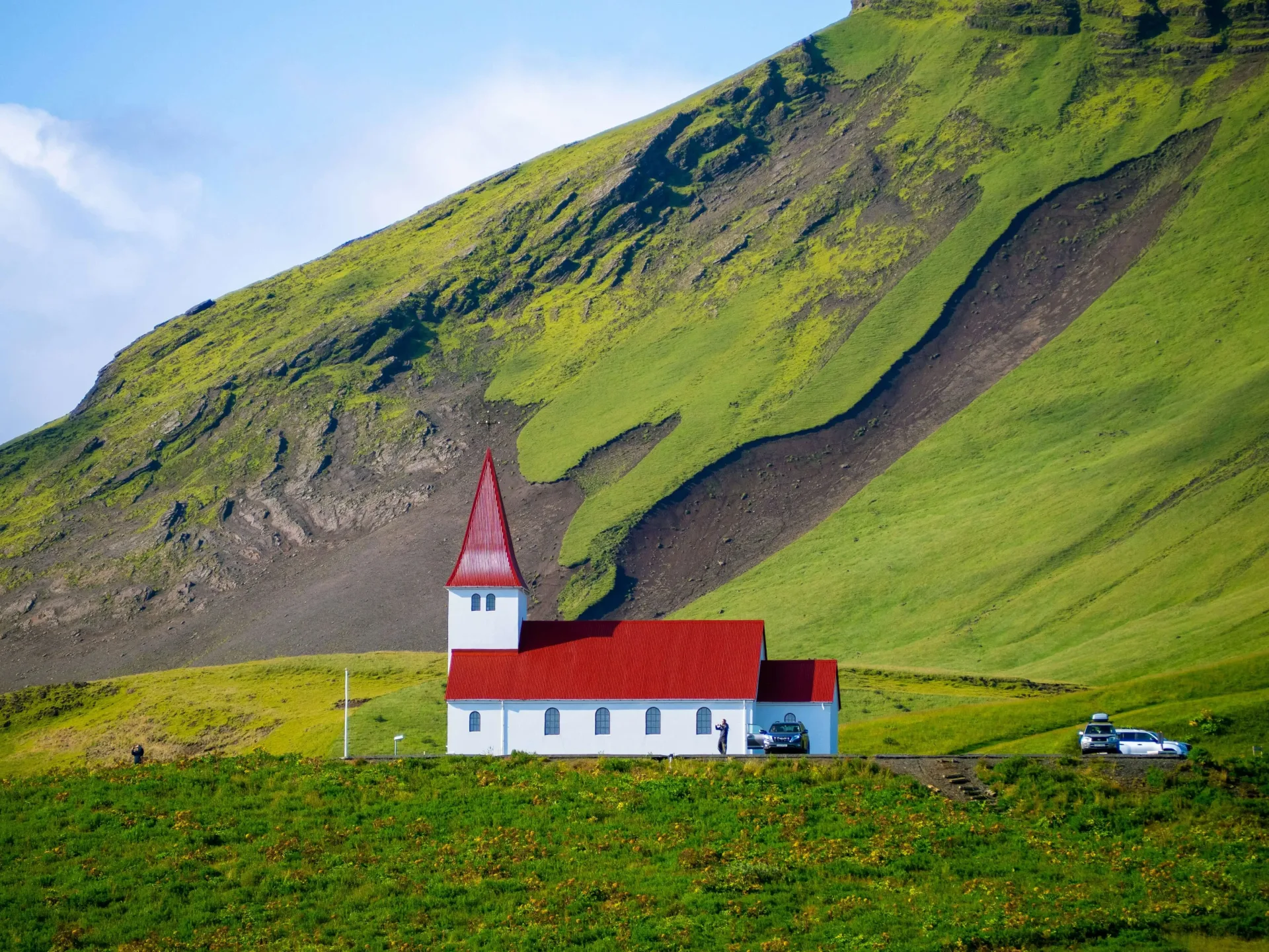 Iceland South Coast & Glaciers: Waterfalls, Ice Caves & Lagoons