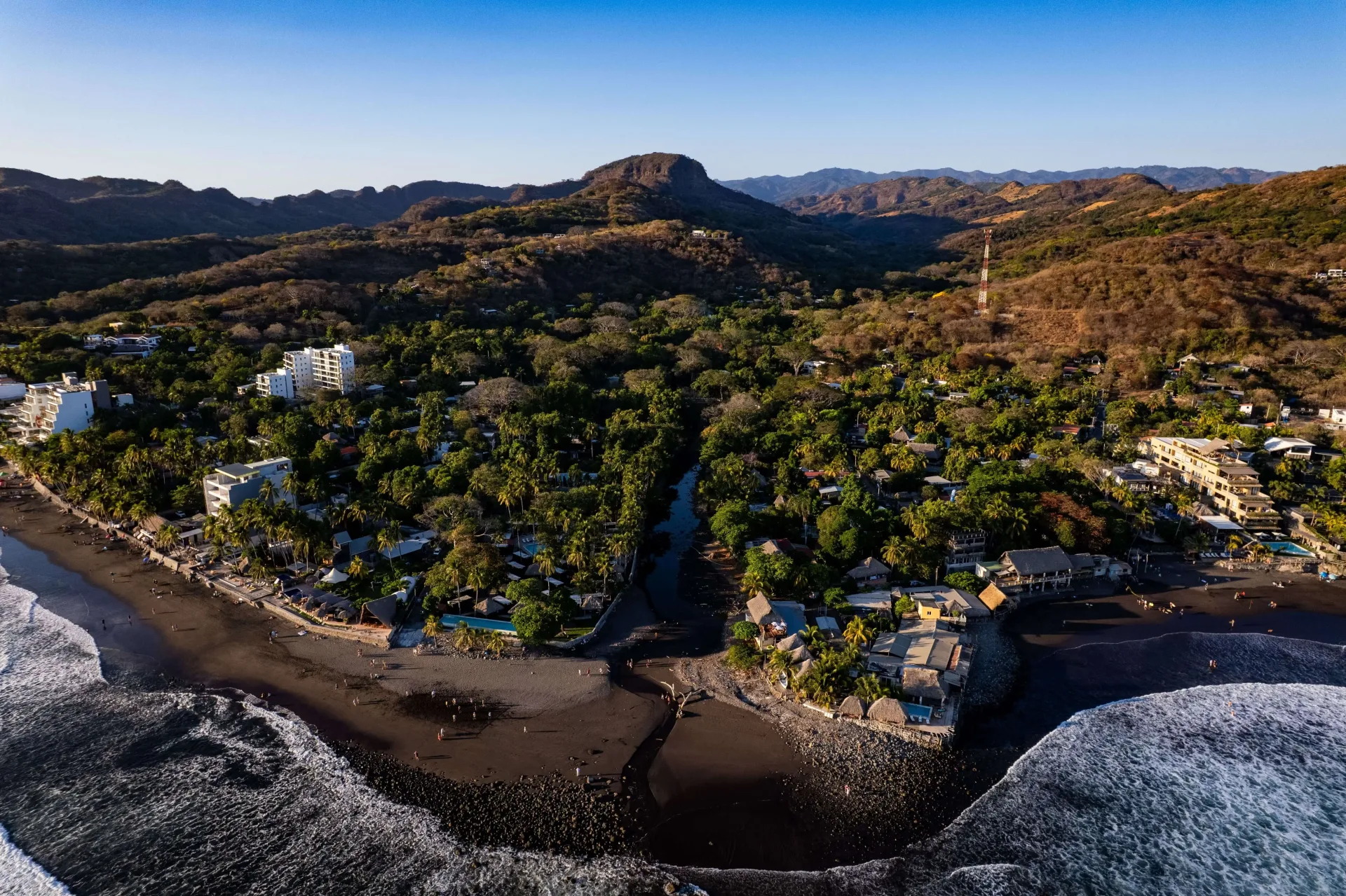Pacific Beaches & Surf: San Juan del Sur