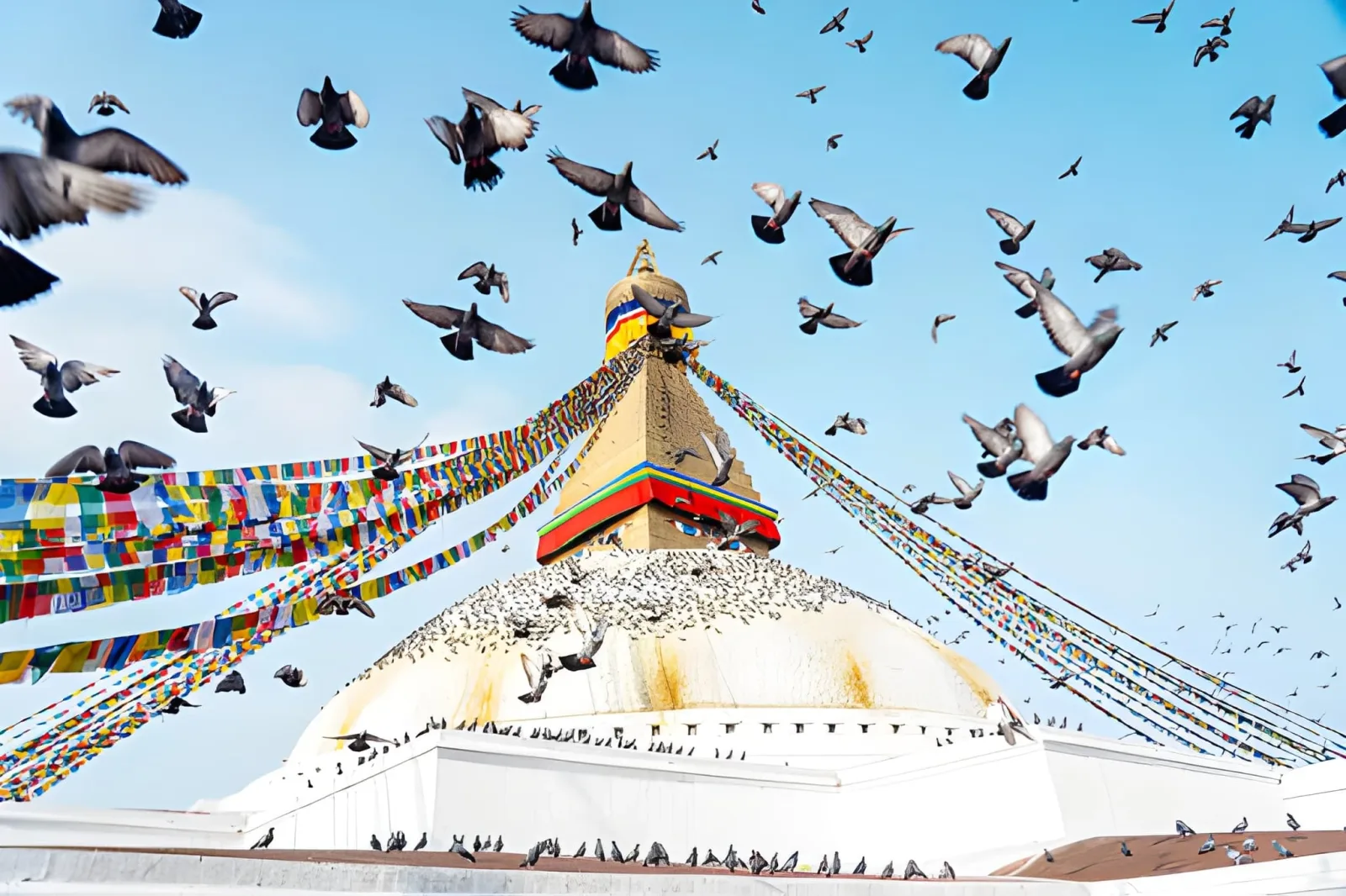 Luxury Nepal: Kathmandu, Pokhara & a Himalayan Lodge