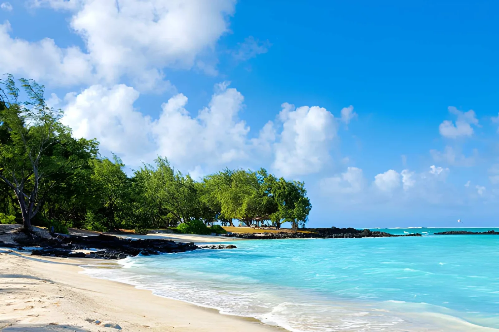 Highlights of Mauritius: Beaches, Mountains & Culture
