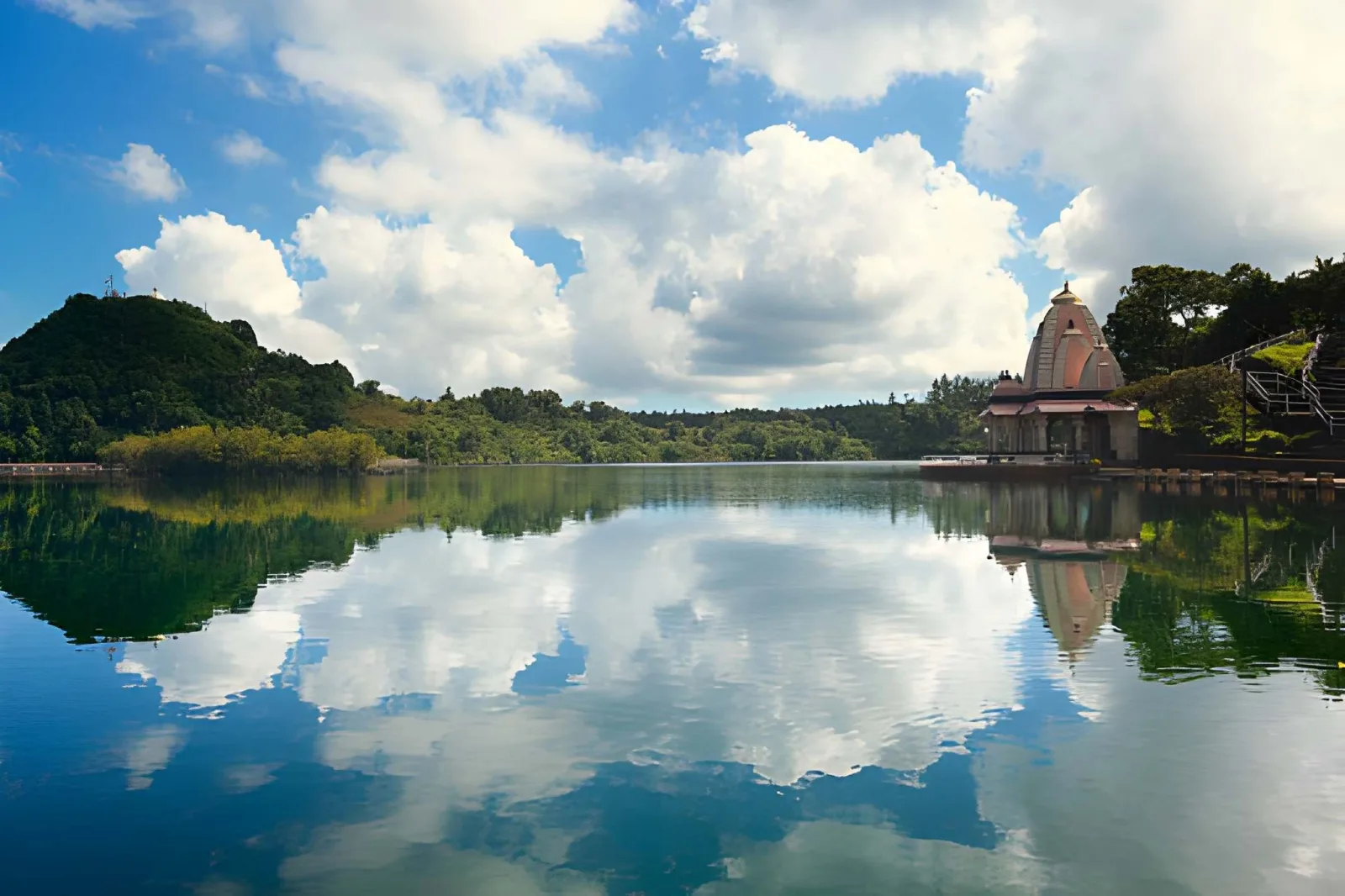 Mauritius Island Tour & Culture: Heritage, Markets & Flavours