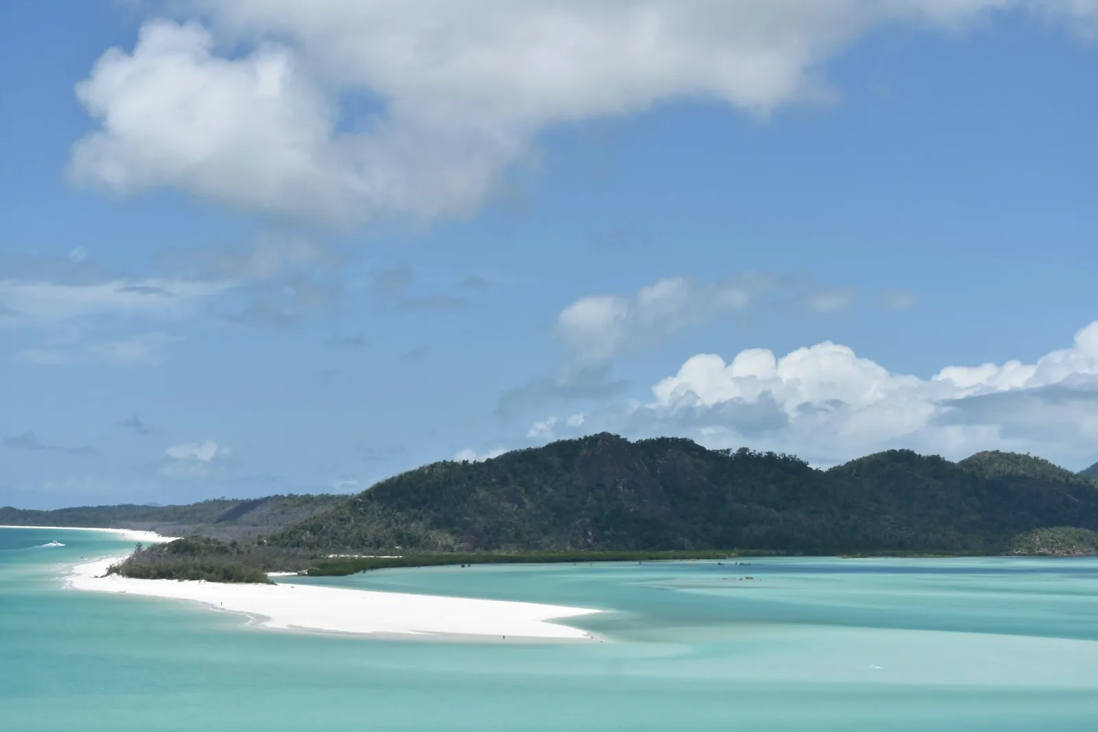 Whitsundays Sailing & Whitehaven
