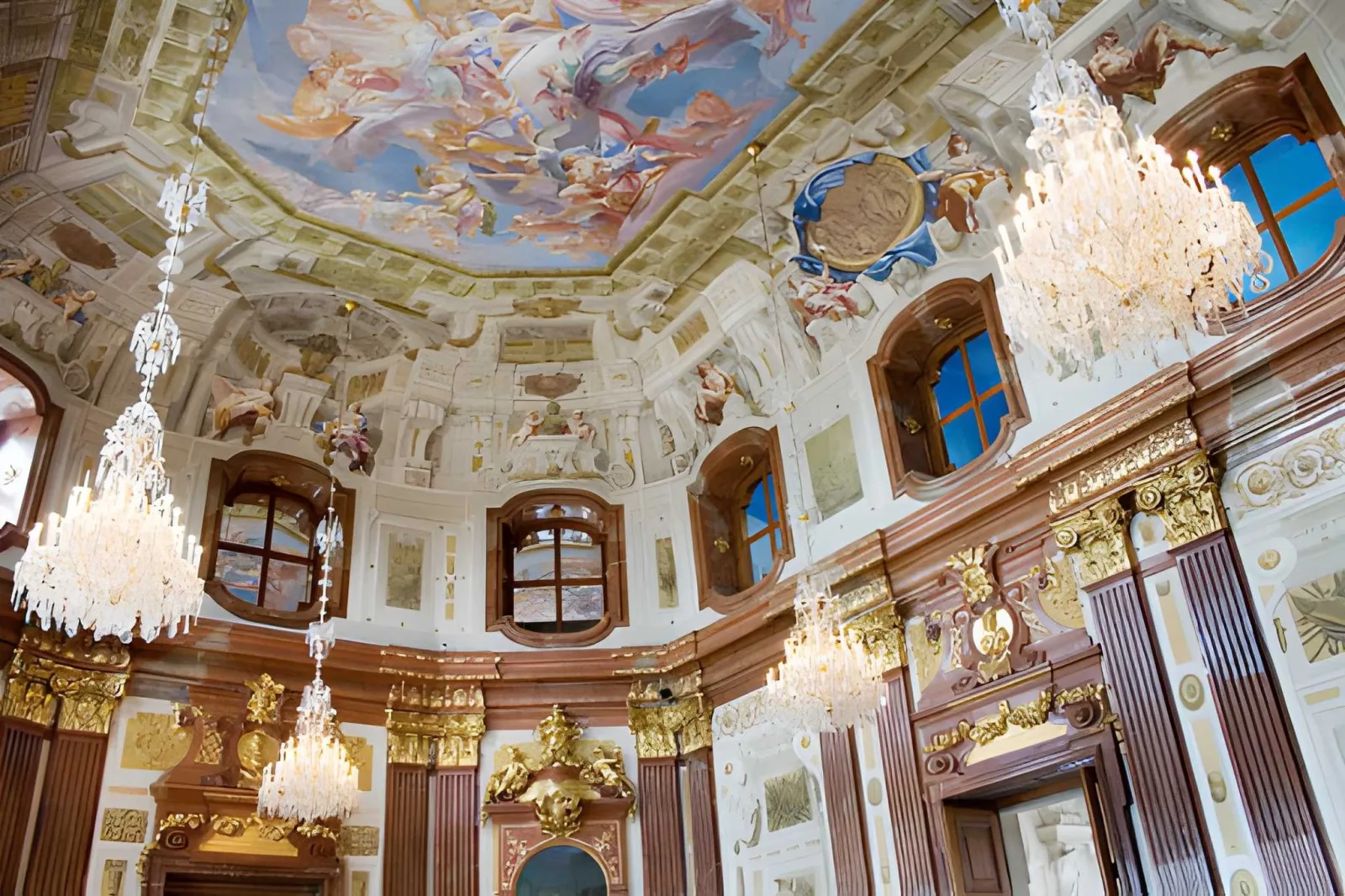 Highlights of Austria: Vienna, Salzburg & the Alps