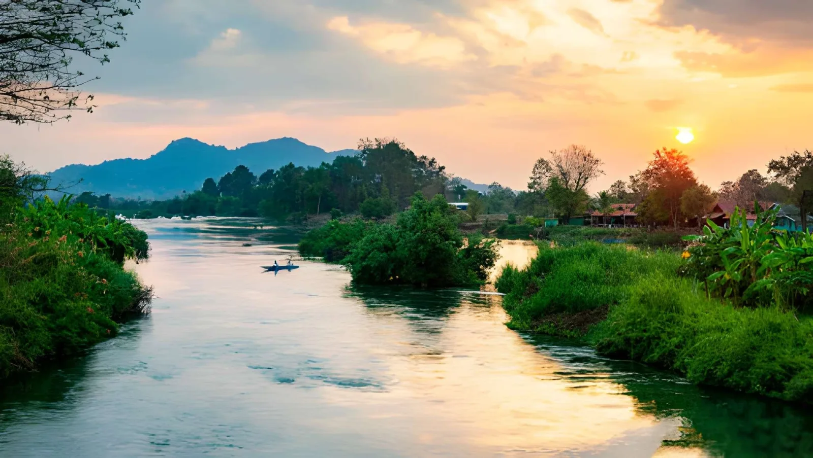 Grand Laos: North to South