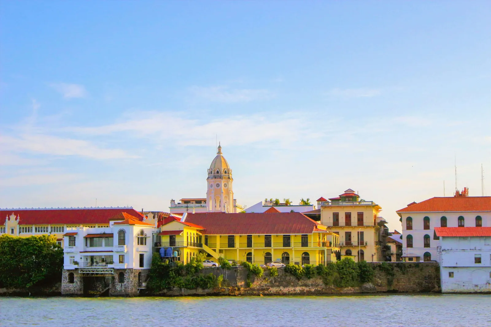 Luxury Panama: The Canal, Highlands & the Pearl Islands