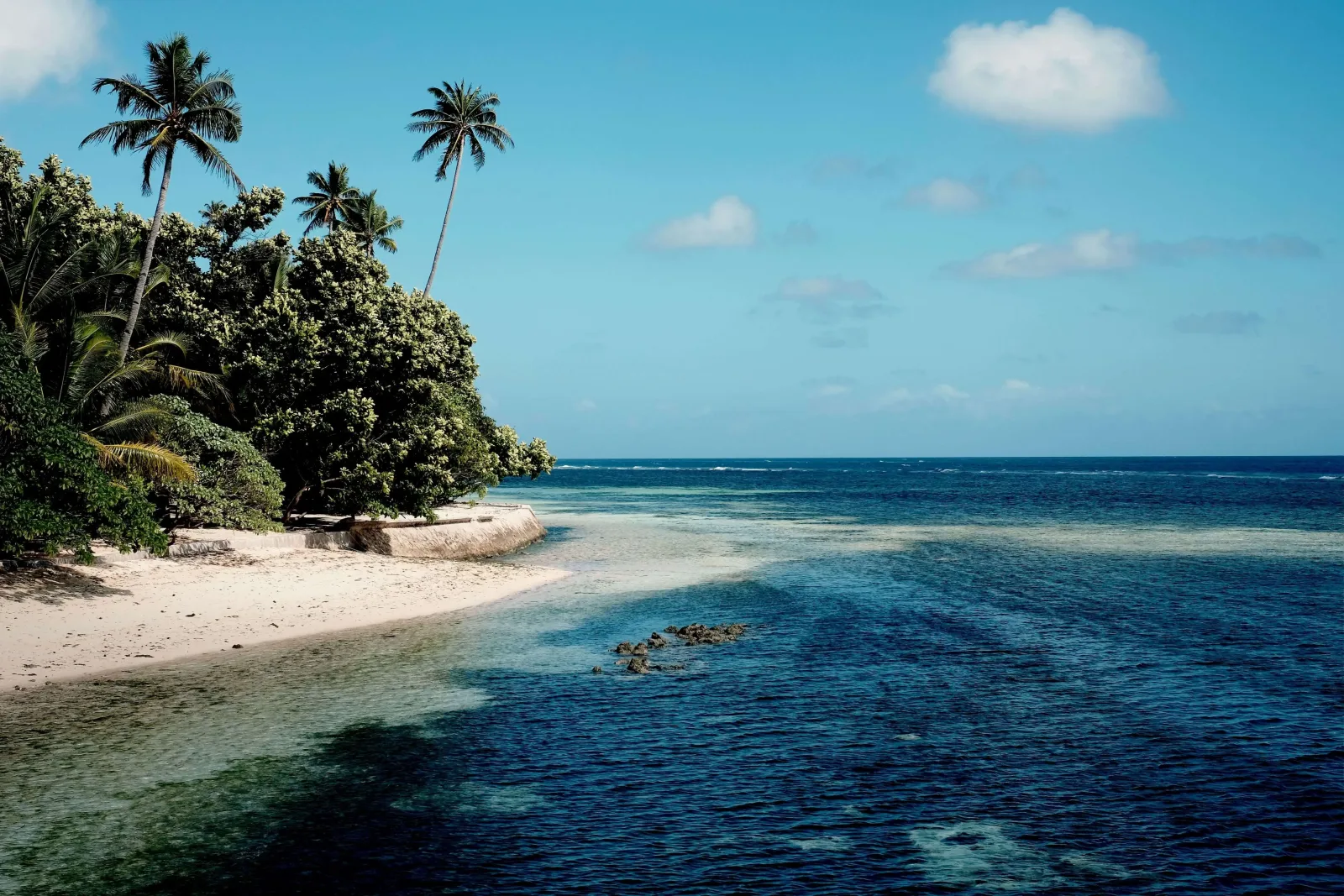 Samoa Family Adventure: Beaches, Waterfalls & Culture