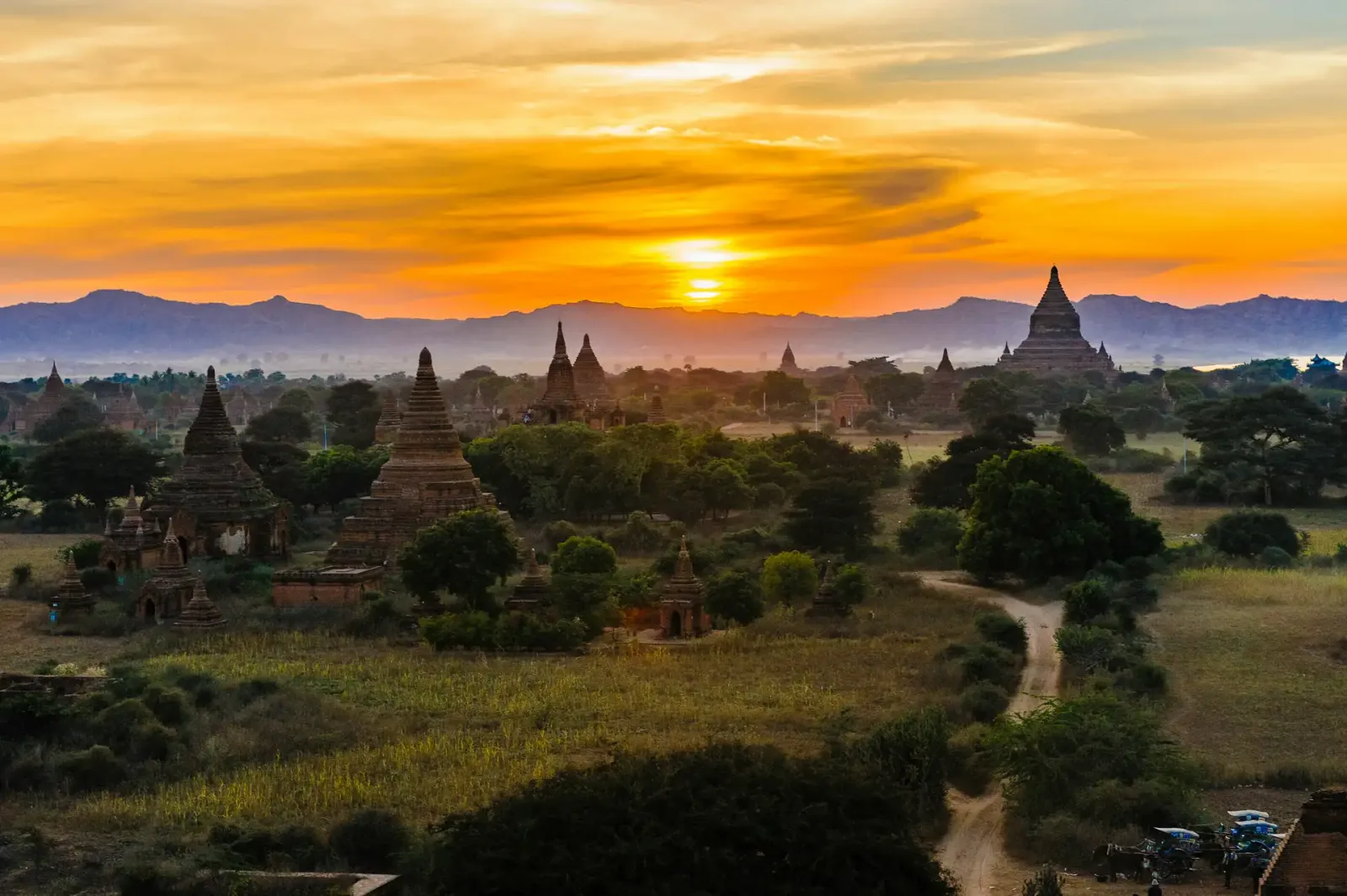 Grand Myanmar with Mrauk U