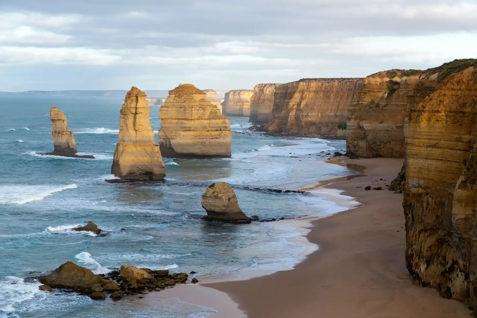 Epic Australia: East Coast & the Outback