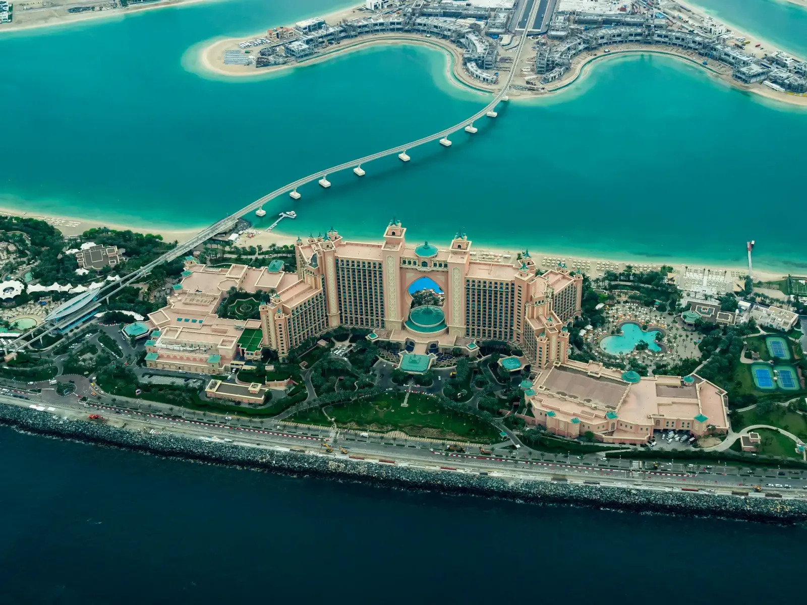 Best of Dubai & Abu Dhabi Family Getaway
