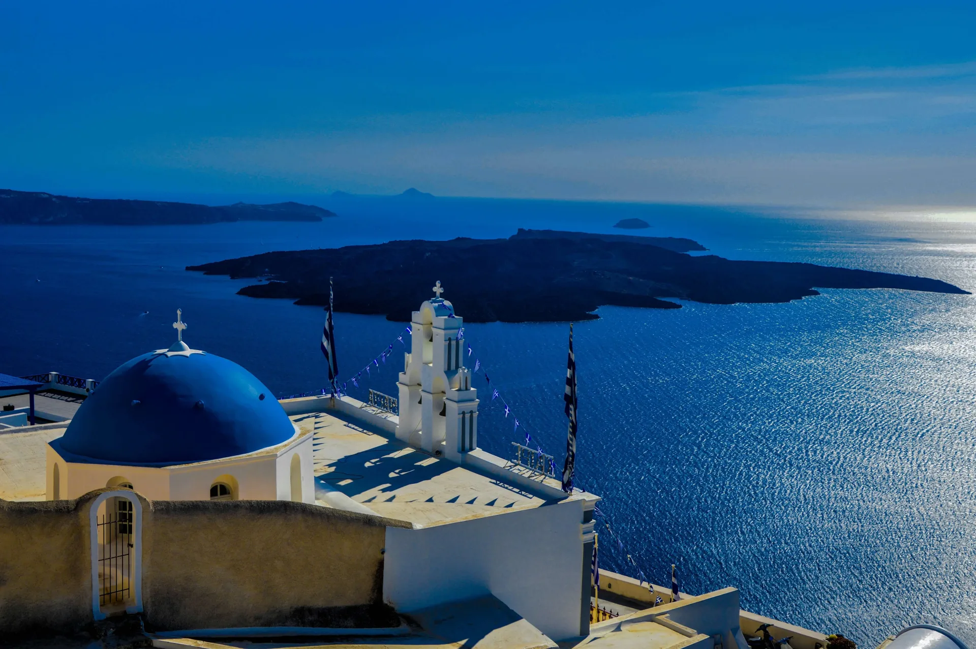 Santorini & Mykonos: Two Islands of the Cyclades