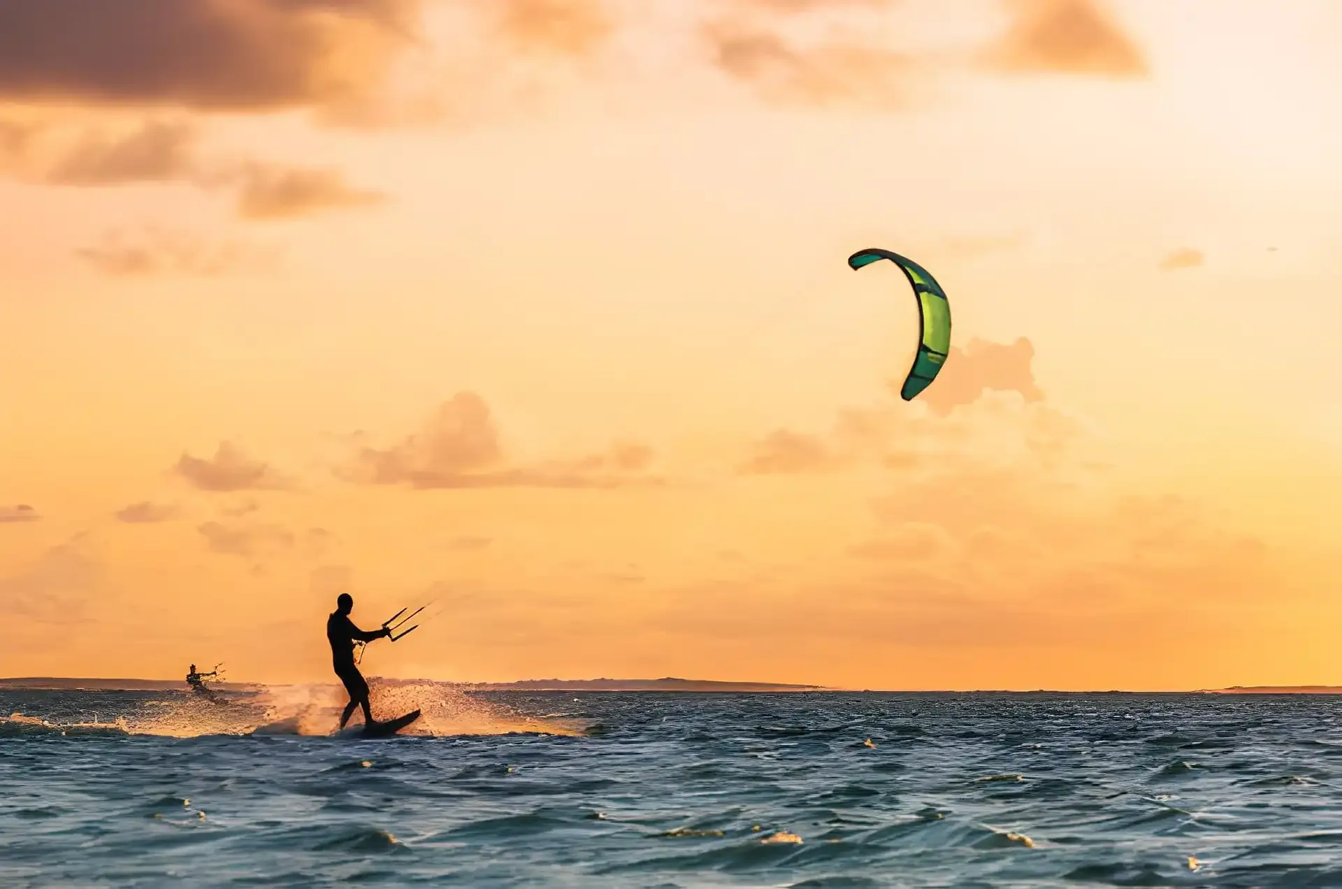 Mauritius Diving & Water Sports: Reefs, Wrecks & Waves