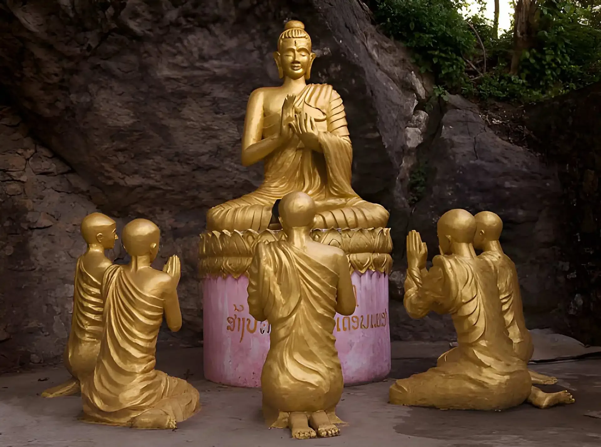 Classic Laos: Luang Prabang & Vientiane