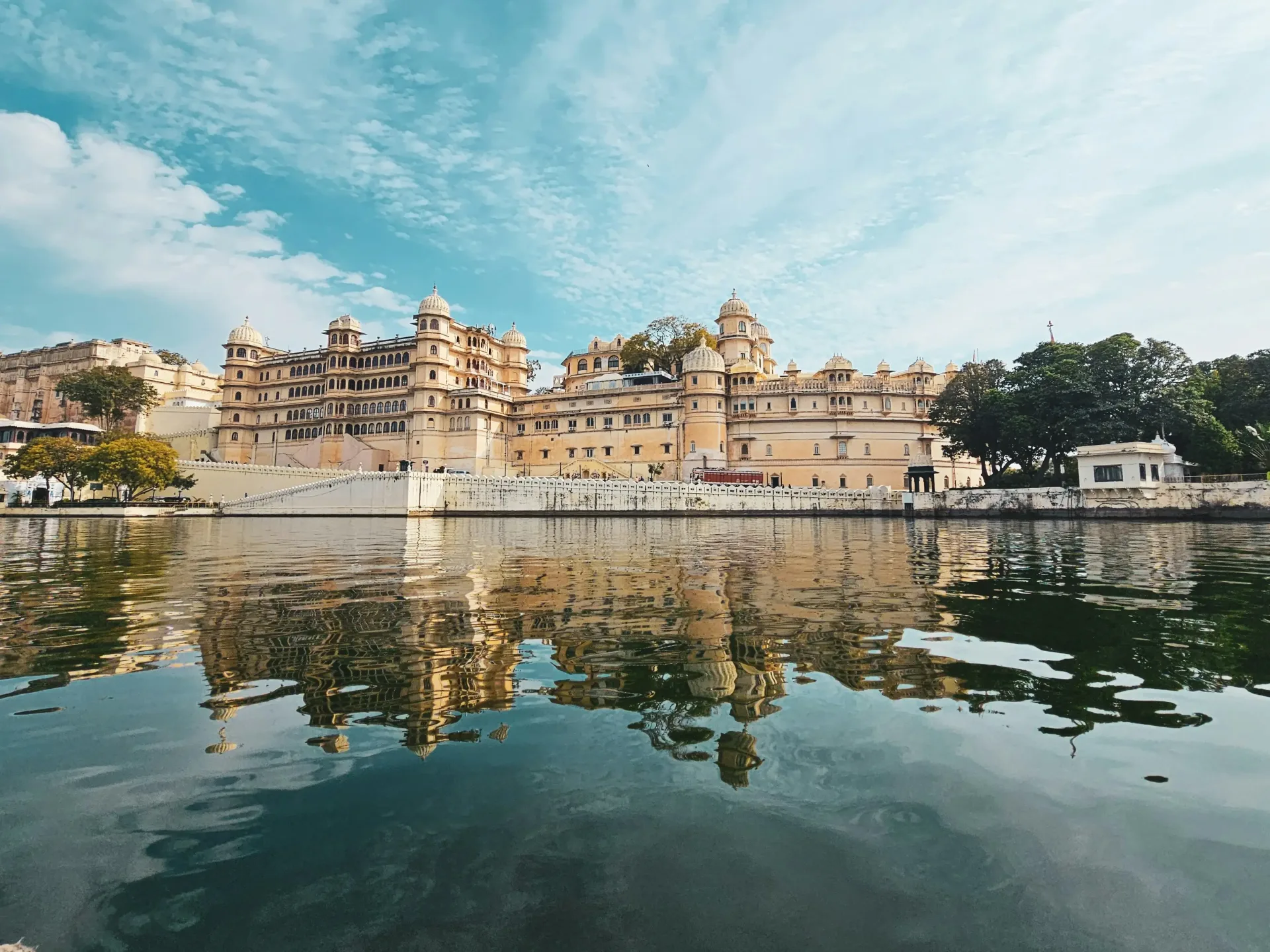 Luxury India: Palaces of Rajasthan