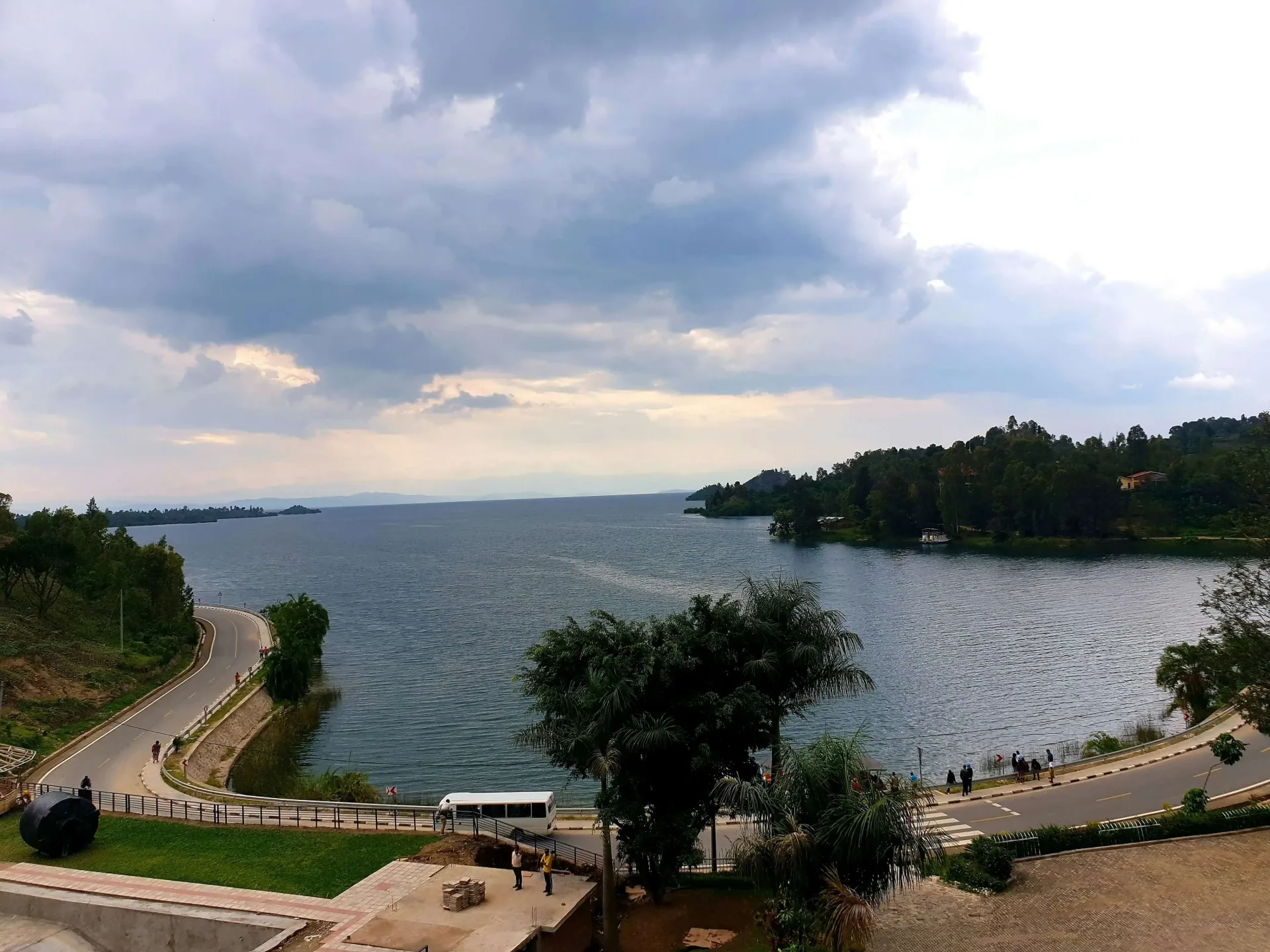 Primates & Lake Kivu: Active Rwanda Adventure