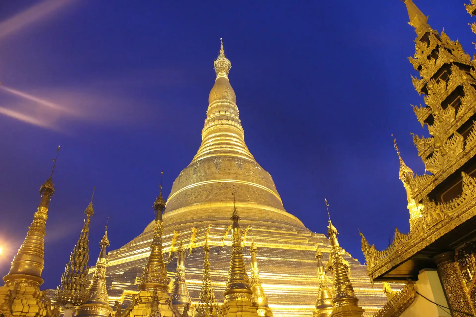 Myanmar Honeymoon: Temples, Lake & Ngapali Beach