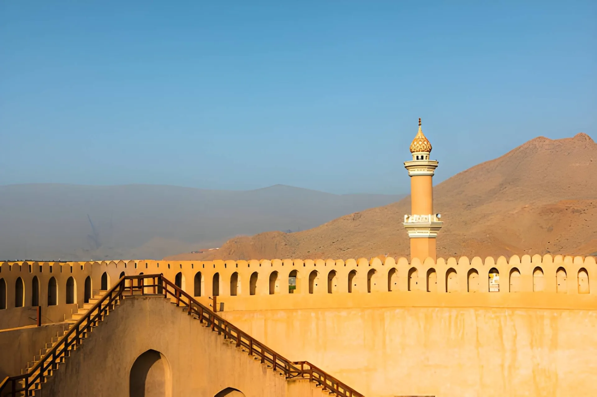 Oman Mountains & Wadis: Jebel Akhdar & Jebel Shams