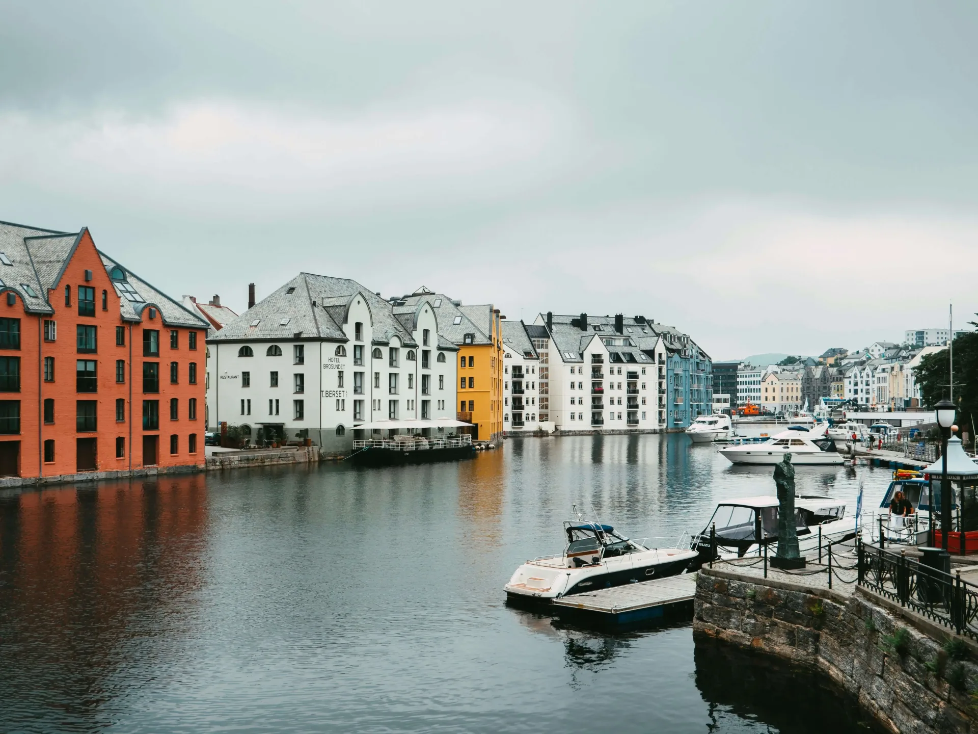 Cities & Culture of Norway: Oslo, Stavanger, Bergen & Alesund