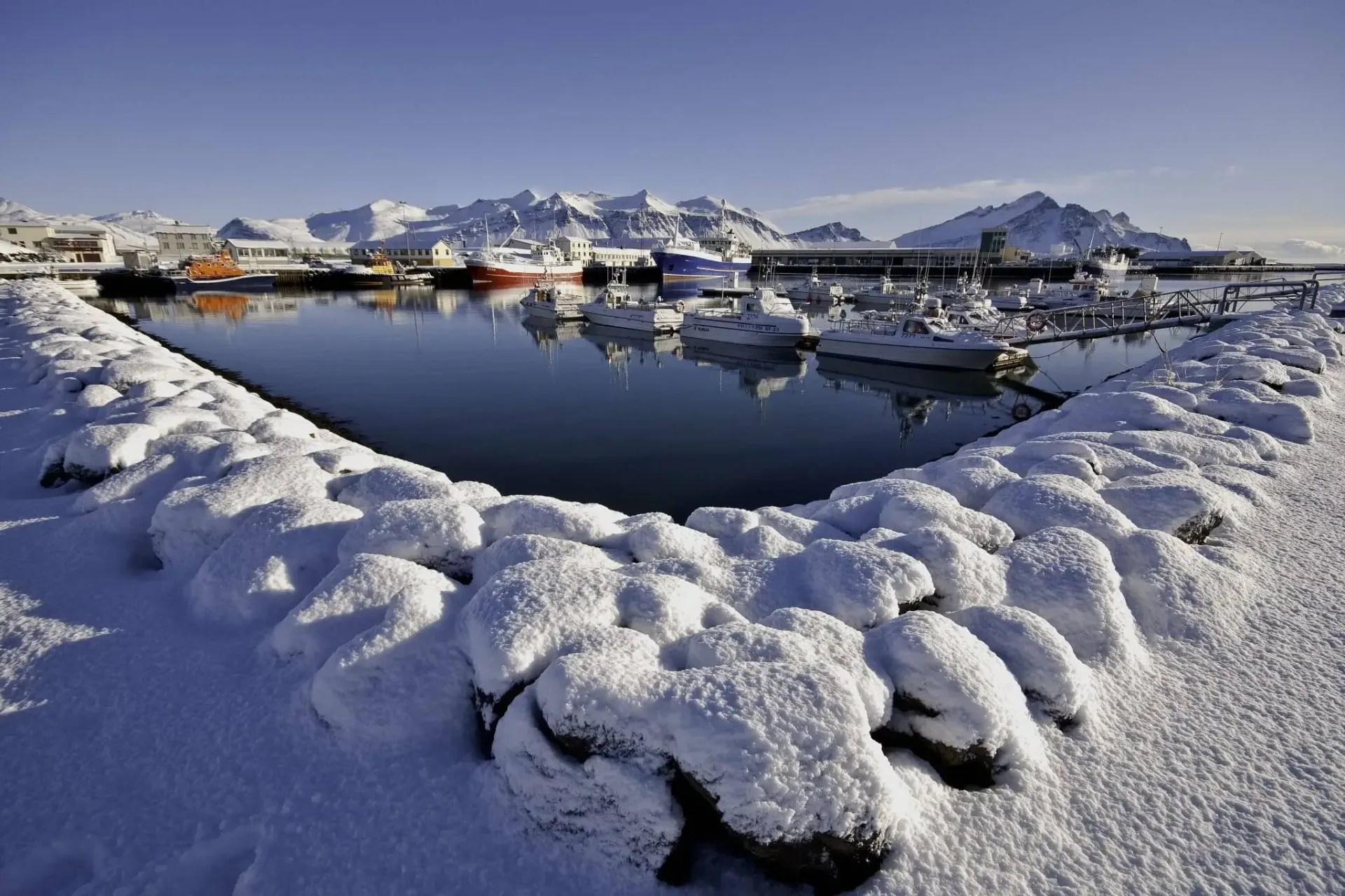 Highlights of Iceland: Reykjavik, Golden Circle & the South Coast