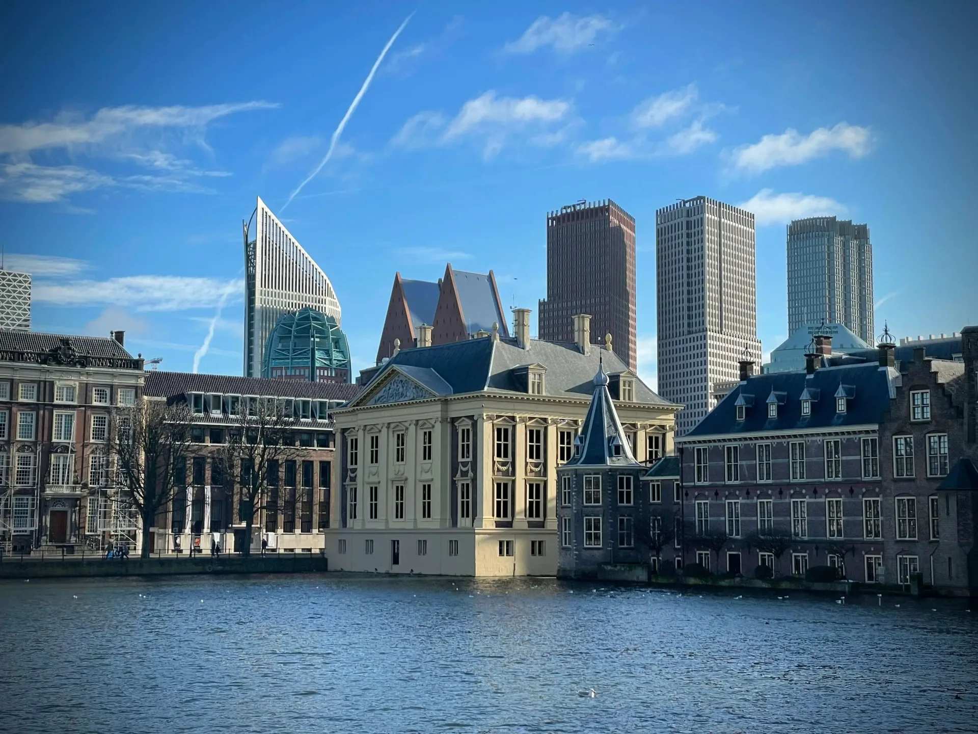 Luxury Netherlands: Canal-House Elegance & Golden Age Art