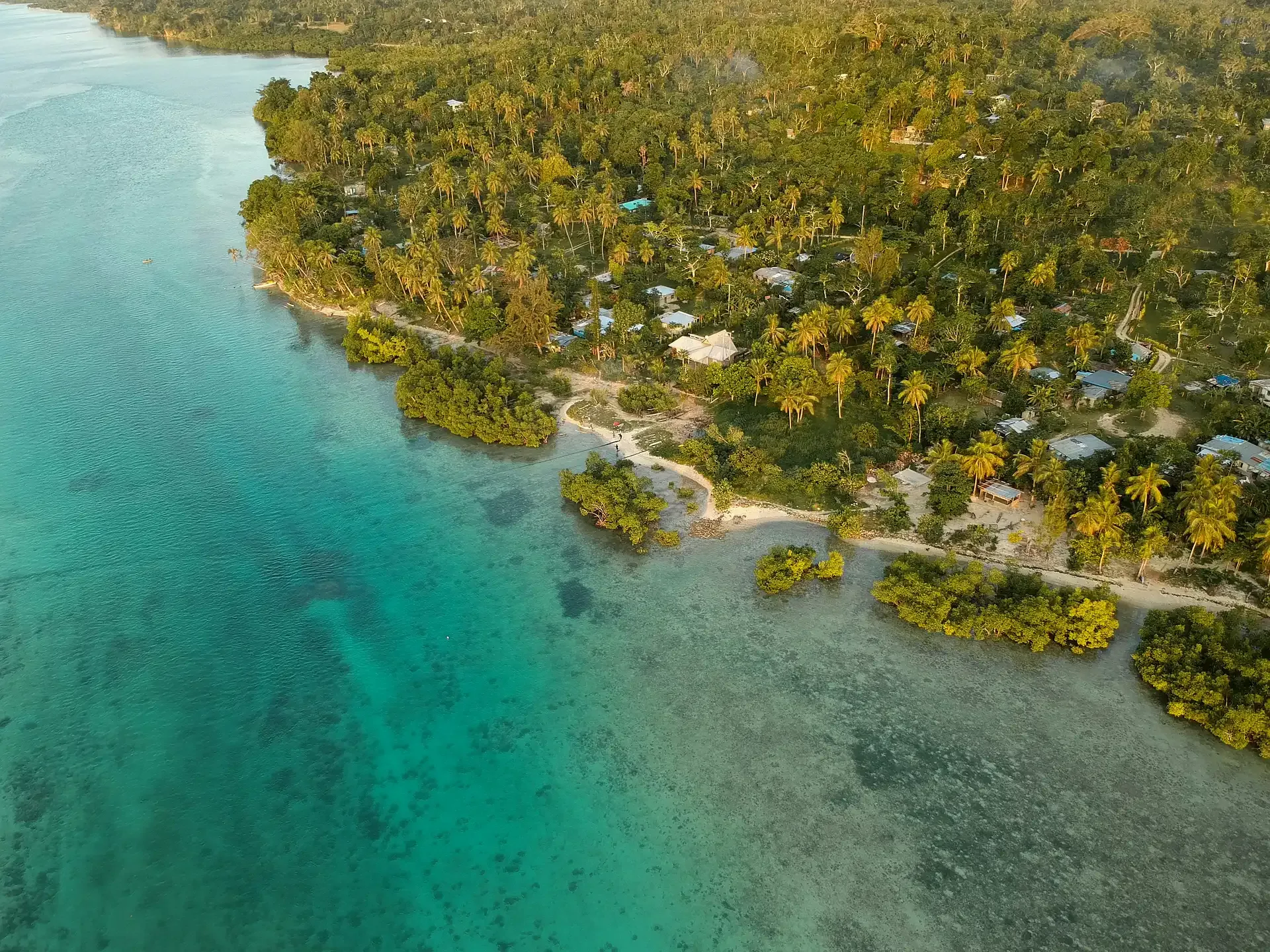 Grand Vanuatu: Efate, Tanna, Ambrym & Espiritu Santo