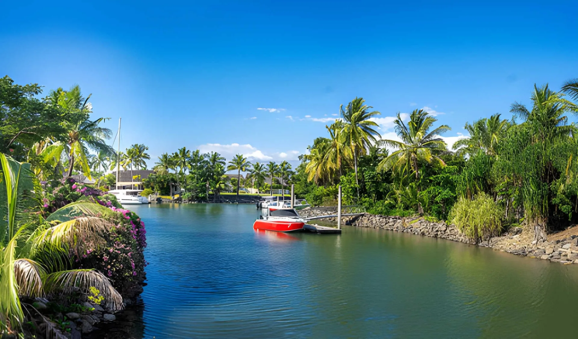 Fiji Adventure: Rivers, Reefs & Villages