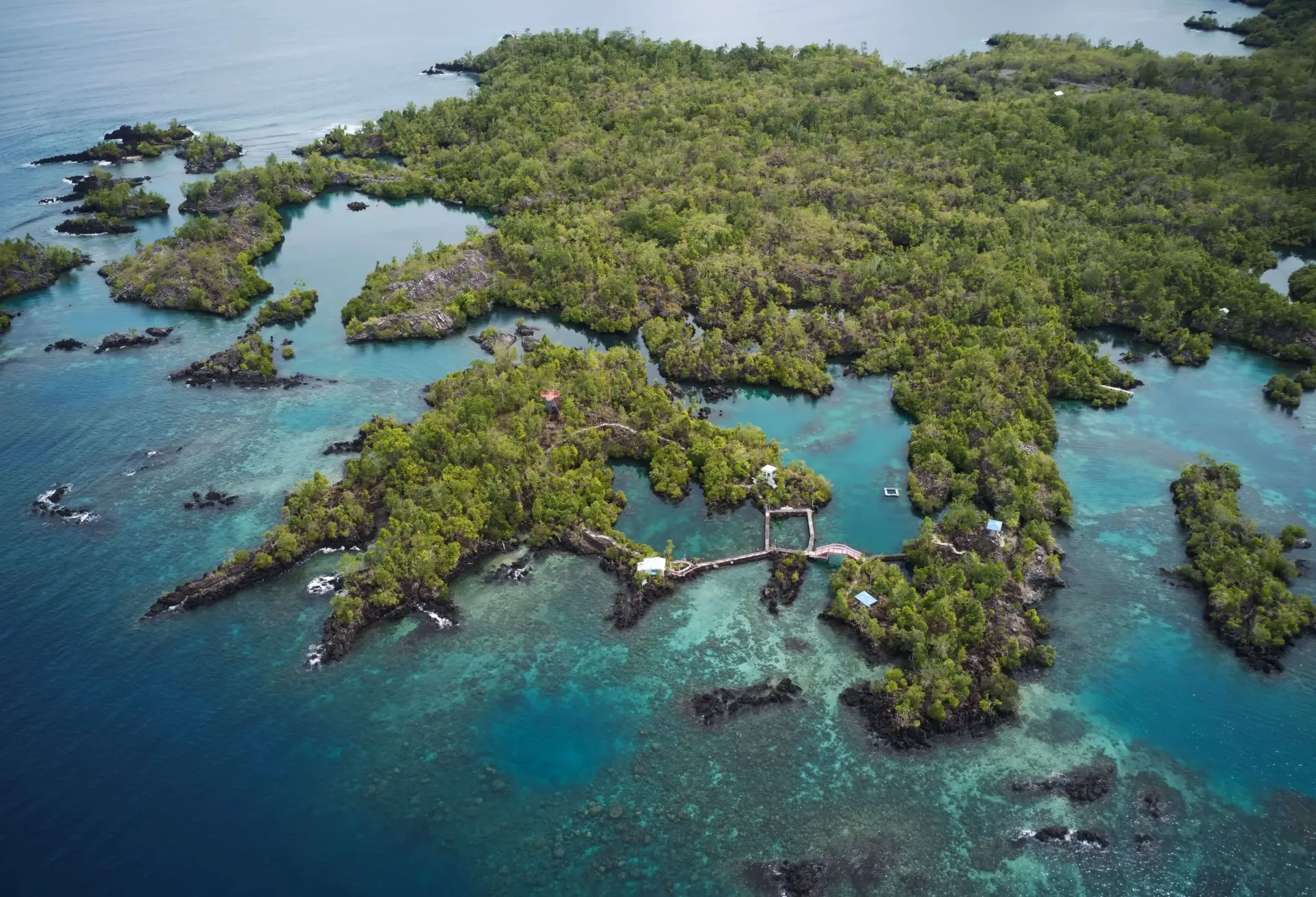 Samoa Family Adventure: Beaches, Waterfalls & Culture