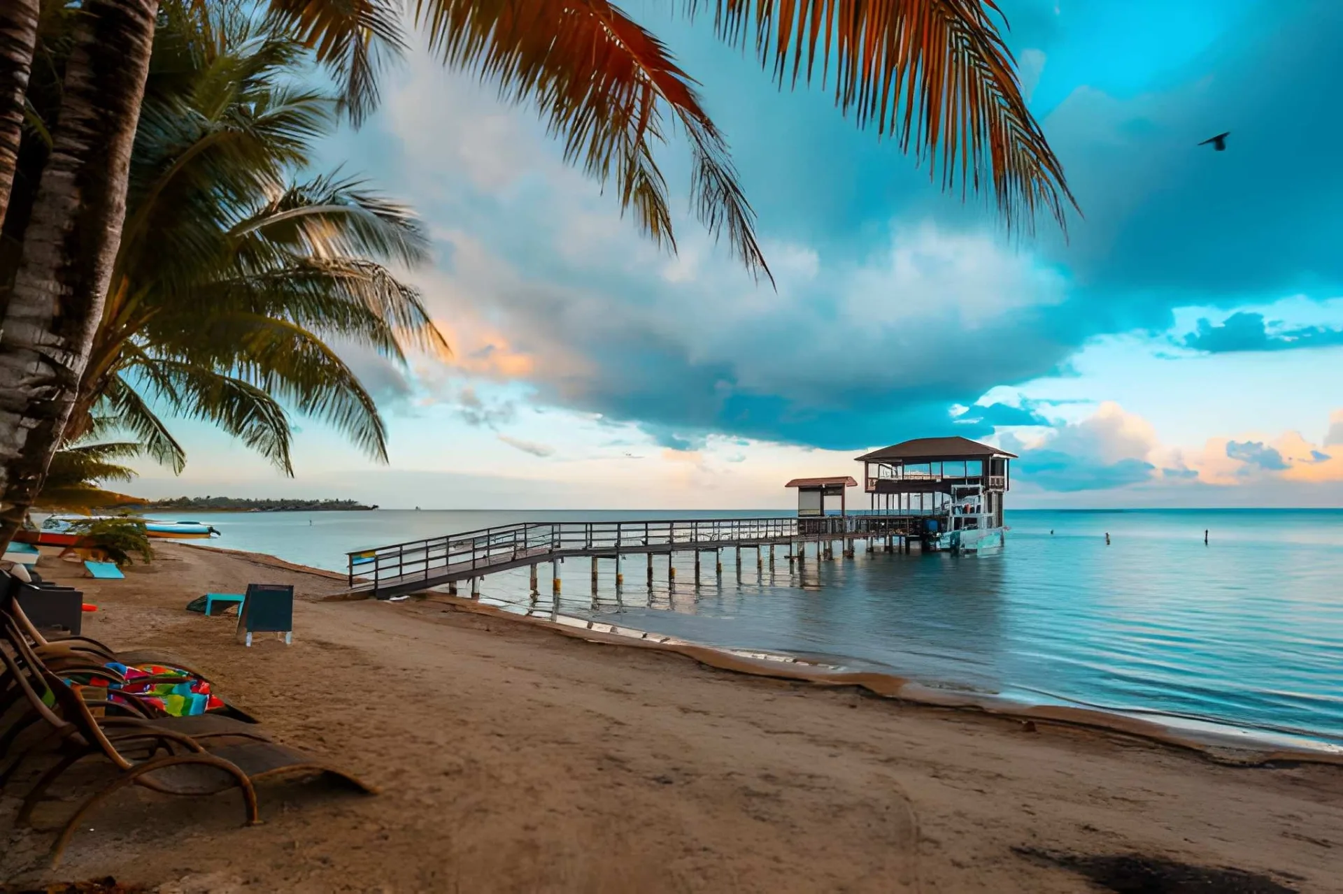 Honduras Honeymoon: Maya Copan & the Beaches of Roatan