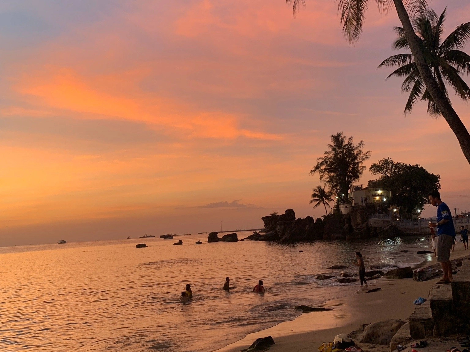 North to South Vietnam & Phu Quoc Islands Experience